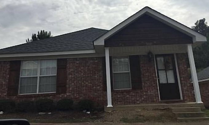Oxford Condo | Ole Miss - 1 mile to Campus-2 mile to Square