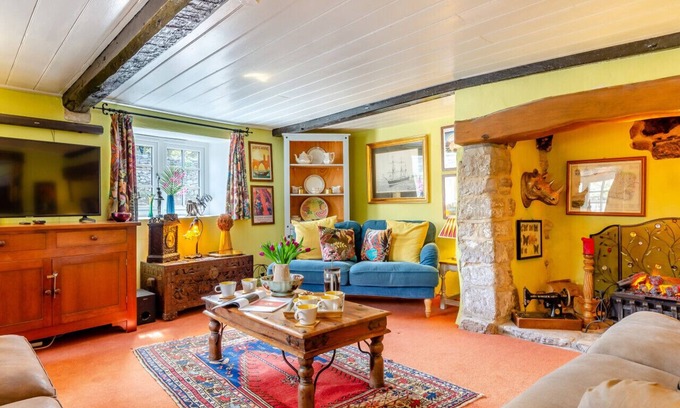 Portesham House | Olive Tree Cottage - Three Bedroom House, Sleeps 6