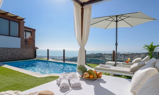 Torrox Villa | Olivo de Torrox by Ruralidays