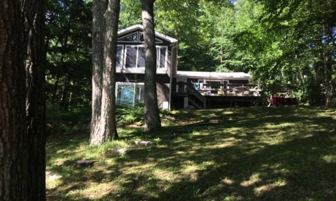 New Durham House | On Merrymeeting Lake - Cottage with Private Beach and Lakeside Deck