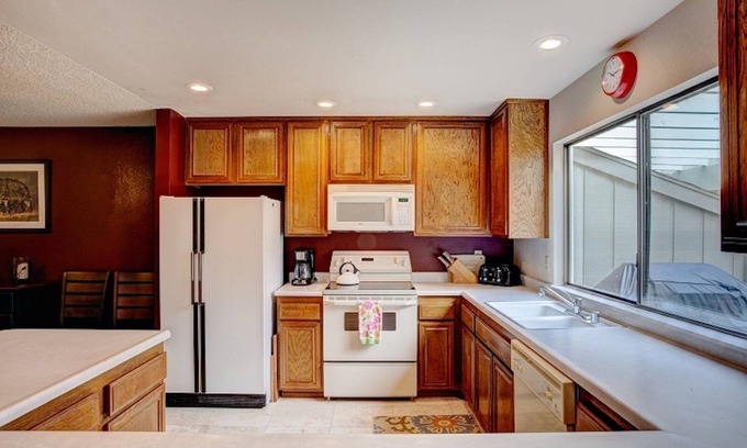 Plumas Eureka Estates House | On the 4th Green 2 bedroom Town Home - 102 Ponderosa Drive