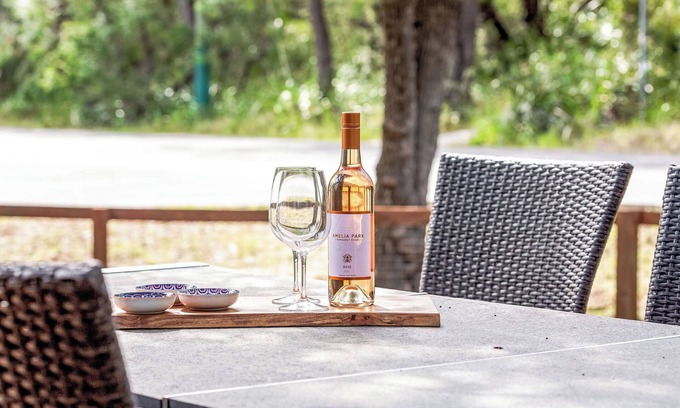 Quindalup House | On The Bay: Sundrenched Stunner. Pet-friendly opposite beach.