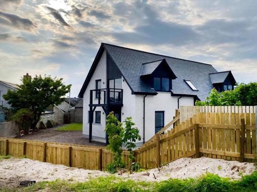 Tain House | On The Beach-Uk7465
