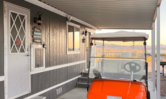 Lake Havasu City House | On "The Island" at Lake Havasu.