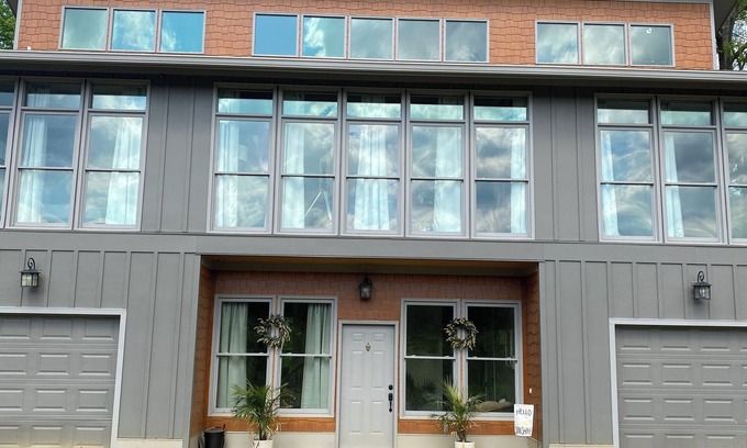 Cisco House | On the River Off the Grid: A Barndominium with River views!