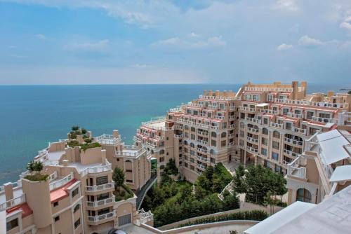 Primorski Apartment | On the sand near the sea