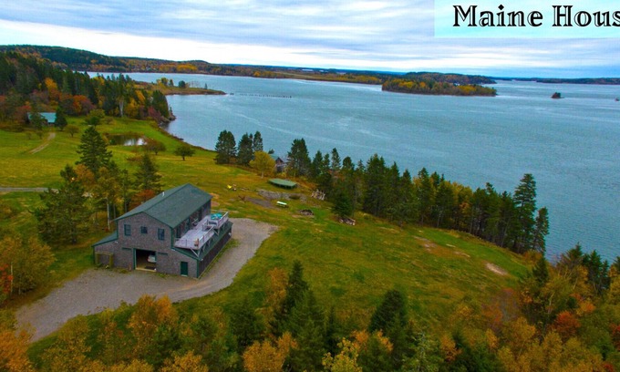 Eastport House | On the top of ledge overlooking Cobscook Bay