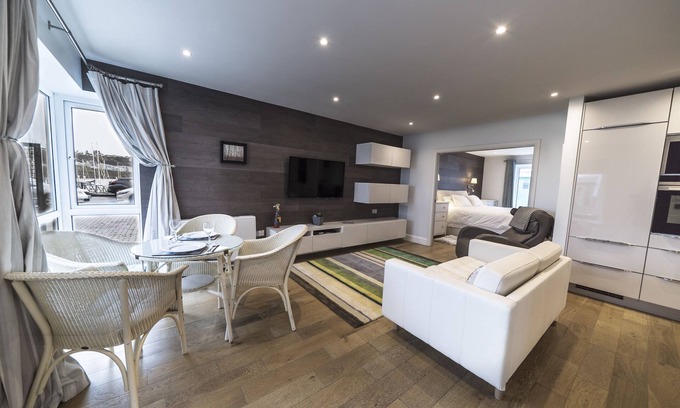 Kinsale Apartment | On the Waterfront/free private parking