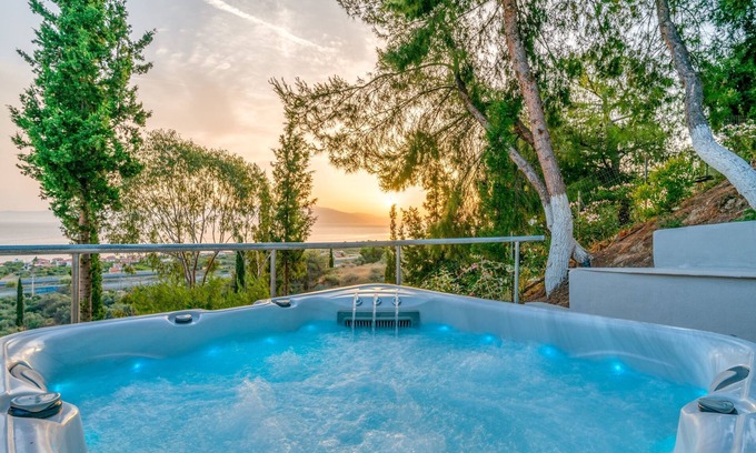 Xylokastro-Evrostina House | Onar Zin Seabliss - Mike Poolside Getaway