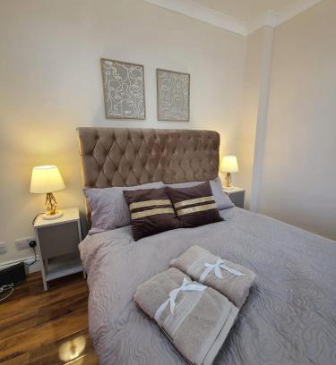 Rochford Apartment | One Bed and Bath in Rochford