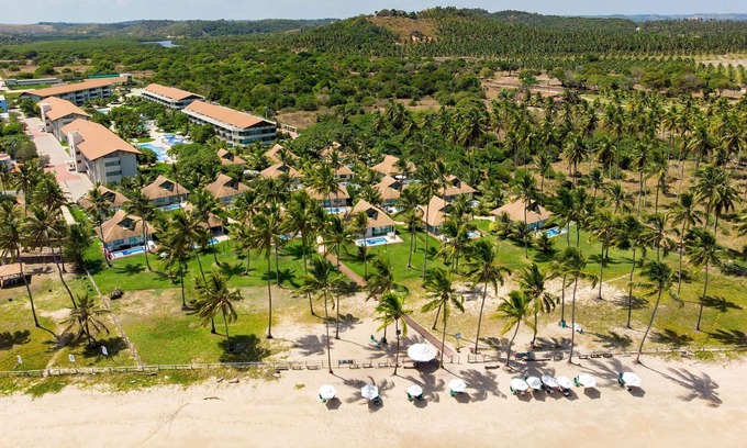 Tamandare Condo | One Bedroom - Carneiros Beach Resort (B16-4)