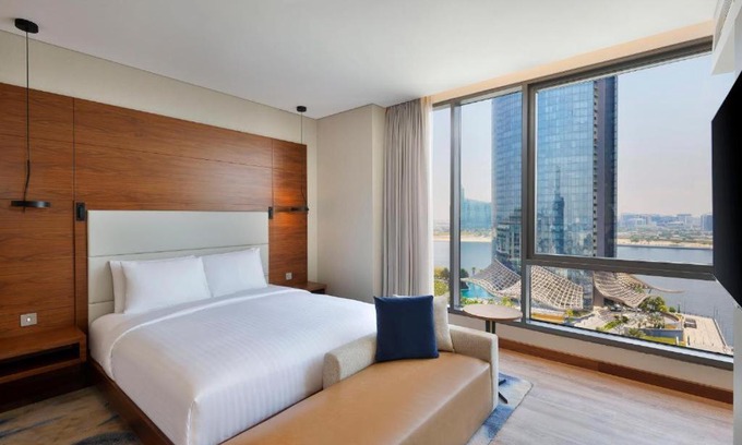 Jadaf Apartment | One Bedroom Suite Near Culture Village By Luxury Bookings