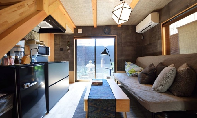 Nishijin Apartment | One-Bedroom Villa