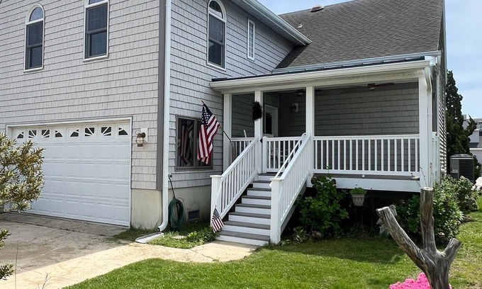 Caine Woods House | One-Of-A-Kind, single family home at the beach!