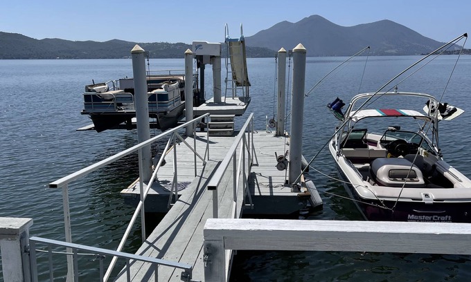 Clearlake Park House | One of the best bass fishing lakes in America! Water sports heaven!