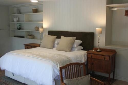 Botha's Hill Apartment | One on Old Main Unit 8