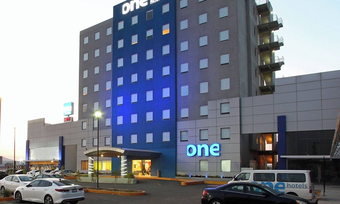 Queretaro Hotel | One Querétaro Aeropuerto Hotel