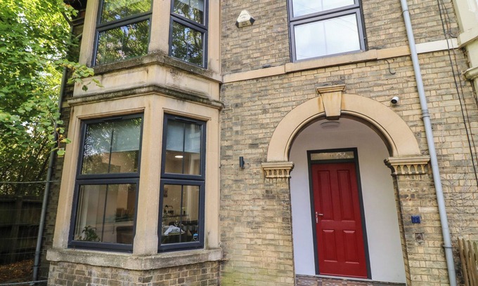 Peterborough Cottage | ONE, romantic in Peterborough