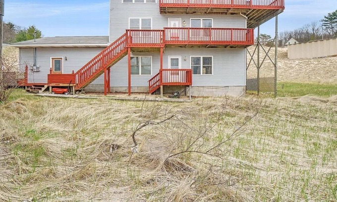 Shelby House | Only a 3 minute walk to a beautiful private Lake Michigan beach