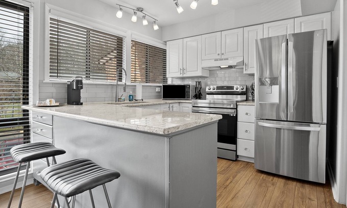 Chapel Hill House | Only two miles to UNC campus