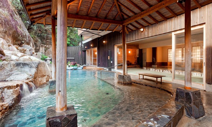 Shirahama House | Ooedo Onsen Monogatari Premium Shirahama Saichoraku