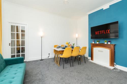 Fareham Apartment | Open Mind Property - 4 Bedroom with 7 Double Beds