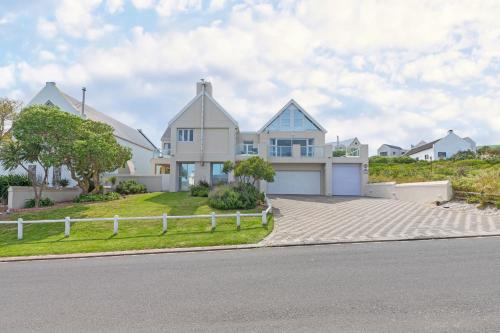 Langebaan House | Oppies Nest in Myburgh Park - Langebaan