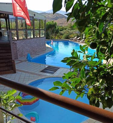 Mithimna Apartment | Orfeas Studios Molivos