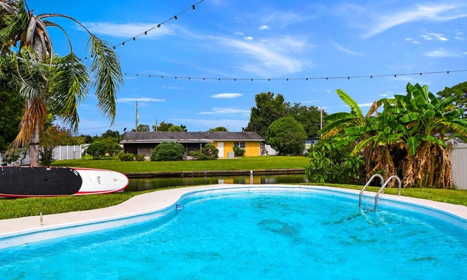 Southwest Orlando House | Orlando Warterfront Oasis near Disney, Universal and downtown