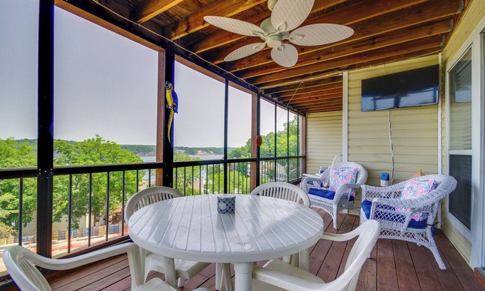 Osage Beach Apartment | Osage Beach Condo w/Private Deck & Lake Views!