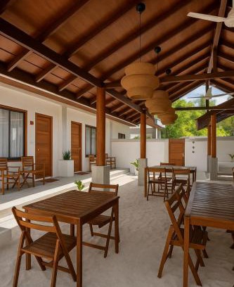 Felidhoo Hotel | Oshi Boutique