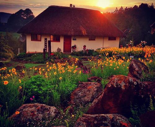 Fort Nottingham Ski Chalet | Otters Den