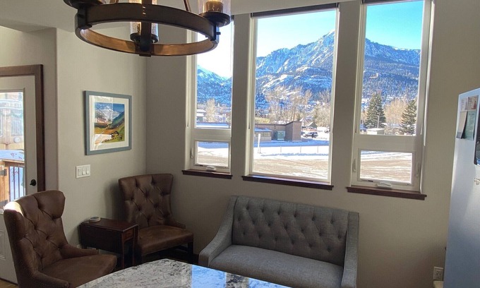 Ouray House | Ouray, CO Closest Townhome to Hot Springs Pool, Park, Trails