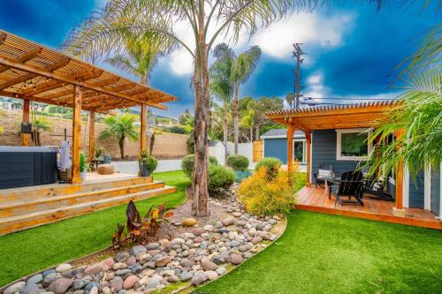 La Jolla Shores House | Outdoor Haven with Spa Walk to La Jolla Shores Beach