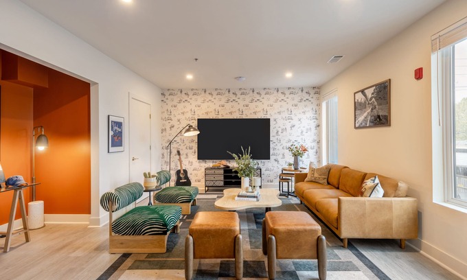 Five Points House | Outrider 109 by AvantStay | Prime Central Location, Close to Broadway