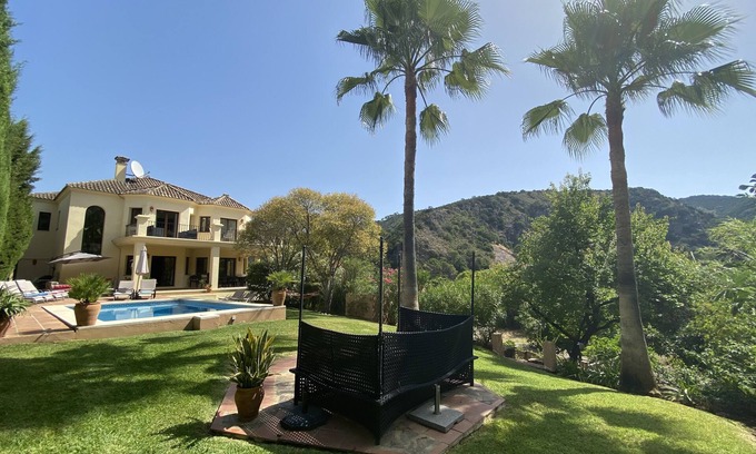 Benahavis Villa | Outstanding Villa, Heated Pool, Stunning views in lovely village near Marbella