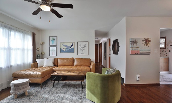 Central Clintonville House | Overlook - Private Hot Tub! King bed in Ranch Home