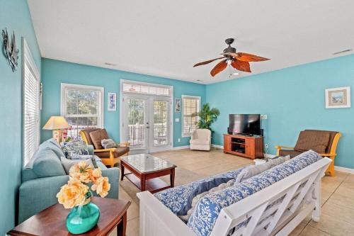 Windy Hill House | Oversized 5 Bedroom Beach Home with Private Pool! Sleeps 22 Guests! Ocean Breeze Cottage 705 Unit 1