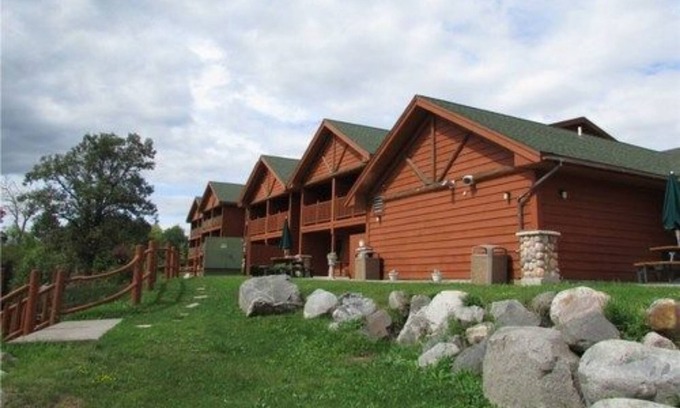 Orr Resort | Oveson Pelican Lake Resort and Inn
