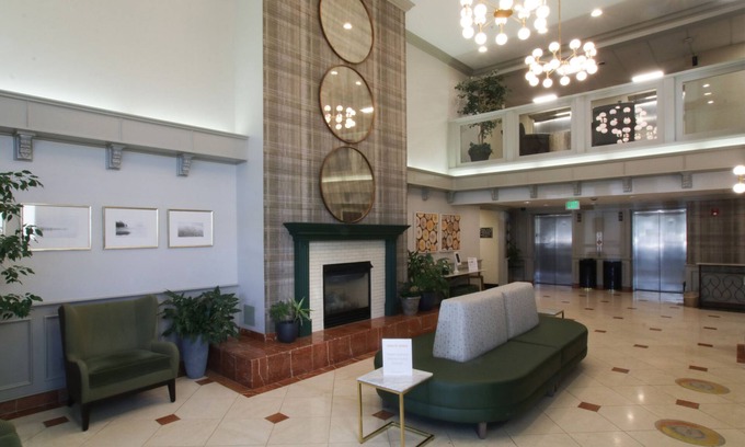 Spokane Valley Hotel | Oxford Suites Spokane Valley