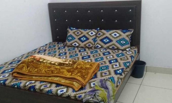 Garhmukteshwar Hotel | OYO Ashirwad Hotel