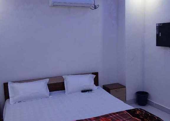 Meerut Hotel | OYO Hotel King