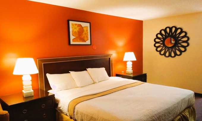 McIntyre Hotel | OYO Hotel McIntyre GA, US 441