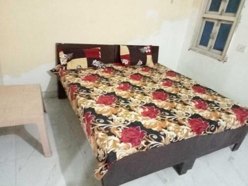 Moradabad Hotel | OYO Pradhan Ji Guest House