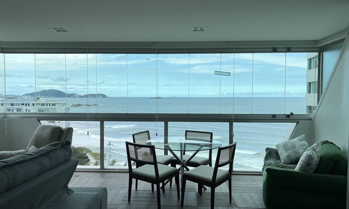 Asturias Apartment | Pé na Areia, Vista Maravilhosa e Conforto!