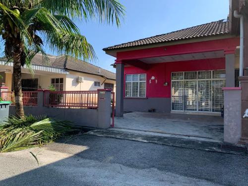 Guar Chempedak House | Pak Lang Homestay