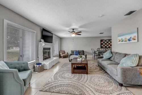 Palm Harbor House | Palm Coast Paradise - Firepit Beach 5BR