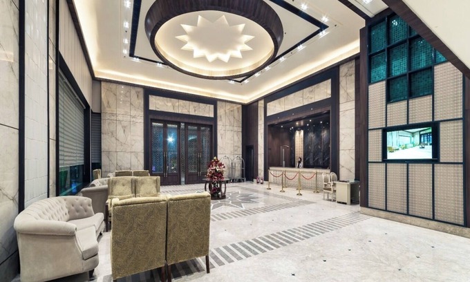 Delhi Hotel | Palm Green Hotel and Resorts