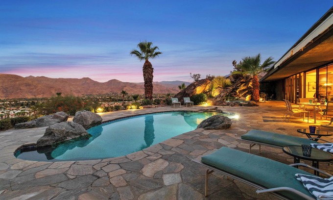 Cahuilla Hills House | Palm Springs Retreat w/Private Pool & Jacuzzi
