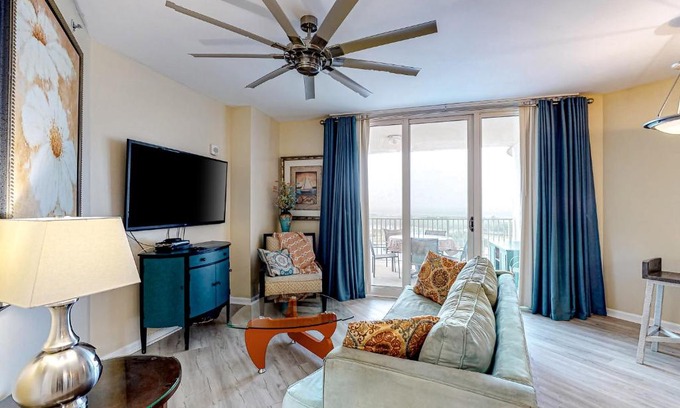 Fort Walton Beach - Destin Hotel | Palms of Destin 1902